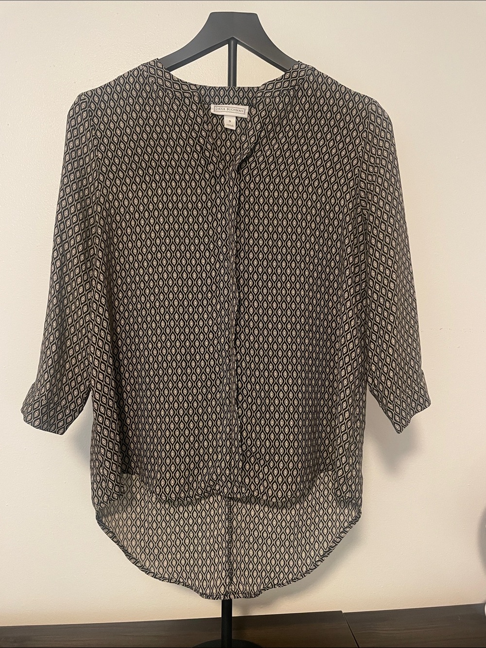 Dana Buchman Black and Cream Geo-Print Button-Front Blouse